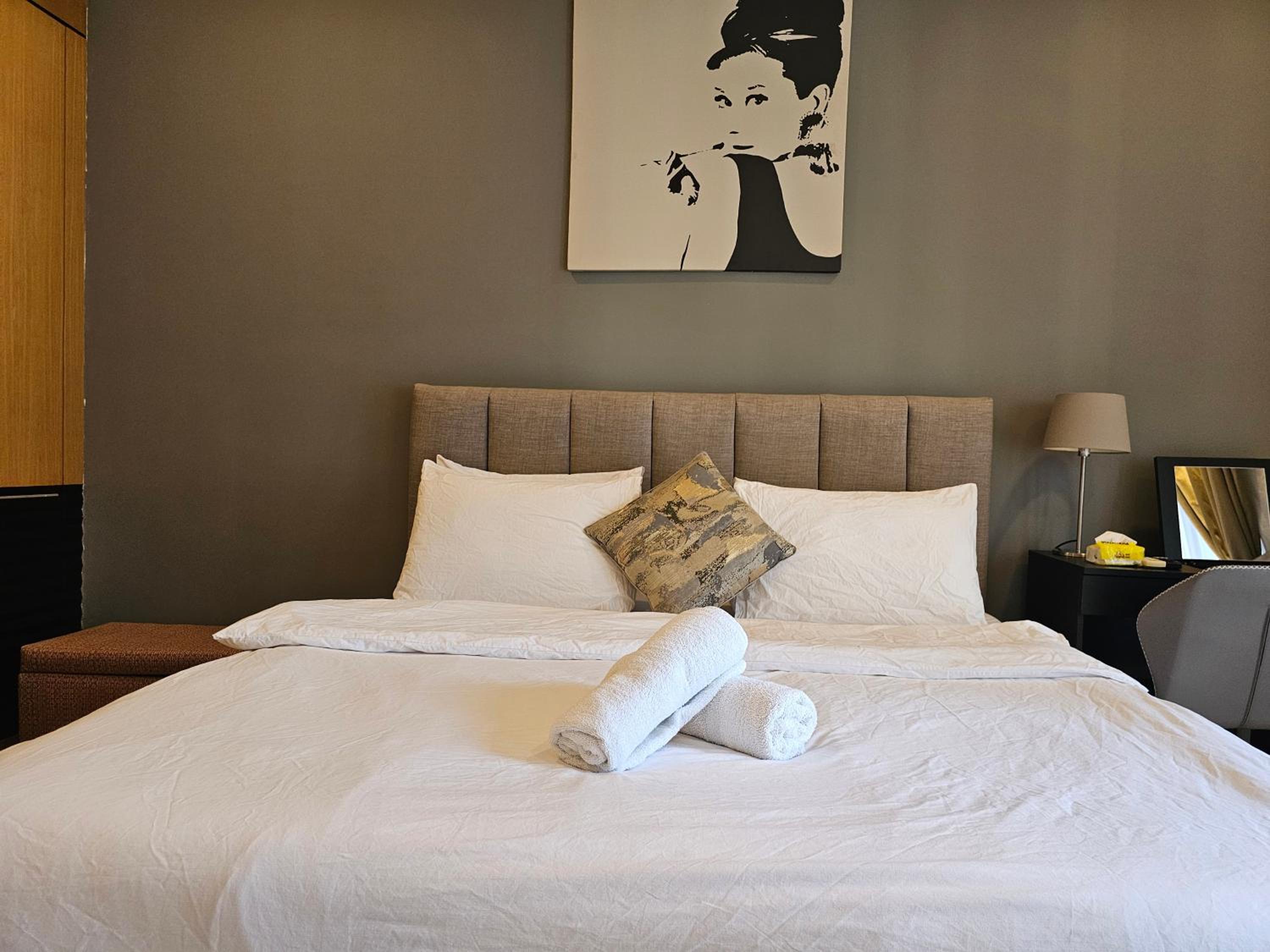 Resort Style Haven 3BR6pax St Mary KLCC Twin Towers View