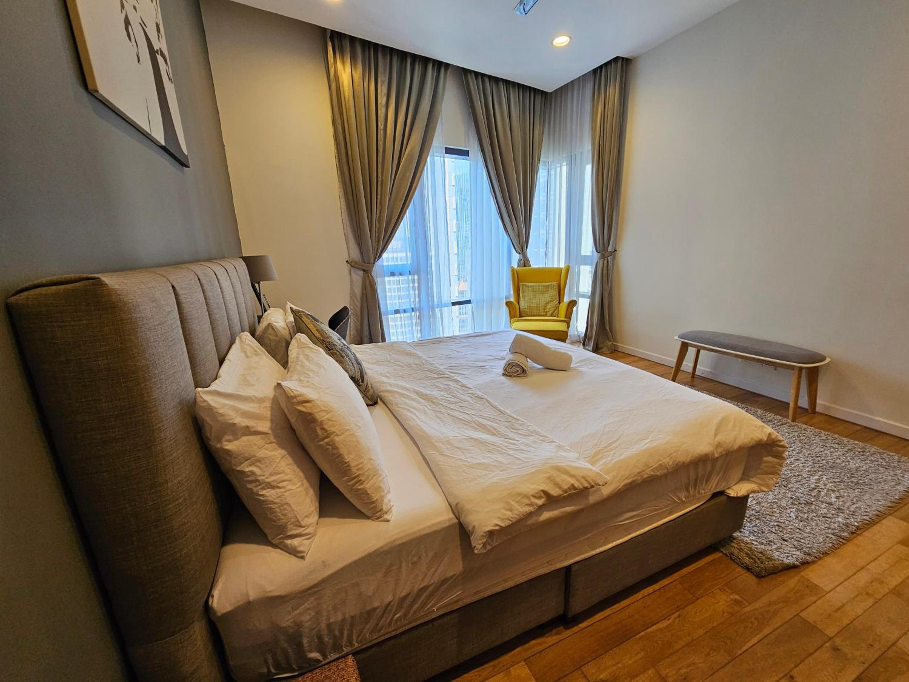 Resort Style Haven 3BR6pax St Mary KLCC Twin Towers View