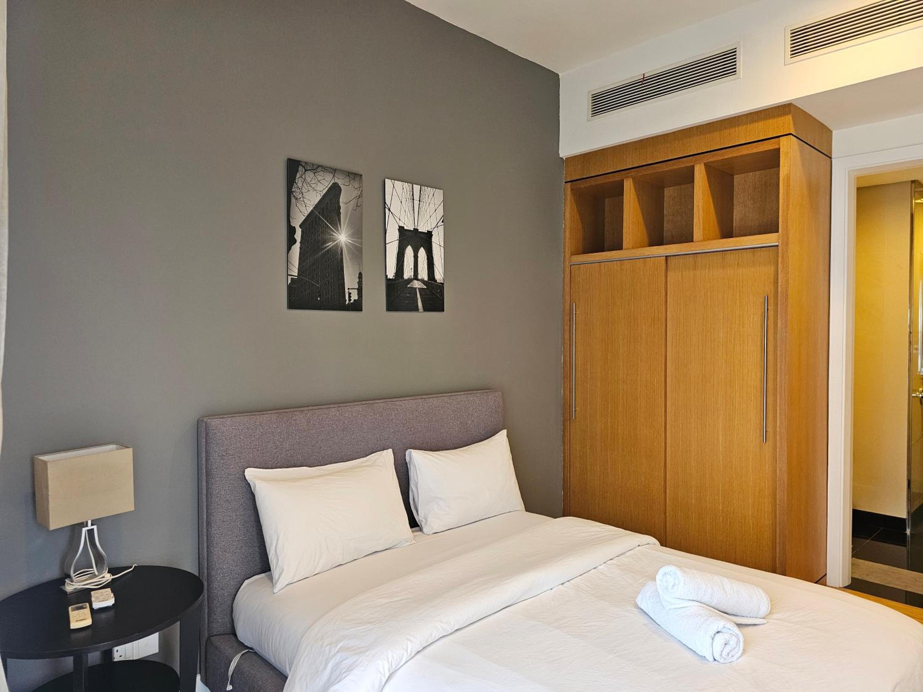 Resort Style Haven 3BR6pax St Mary KLCC Twin Towers View
