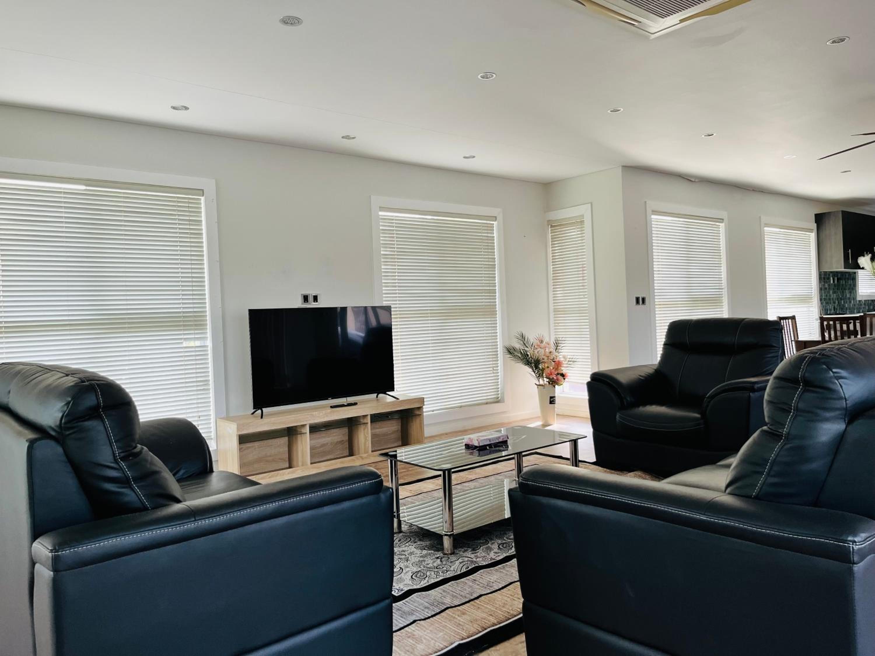 Luxurious 4 Bedroom House-Fiji - main view