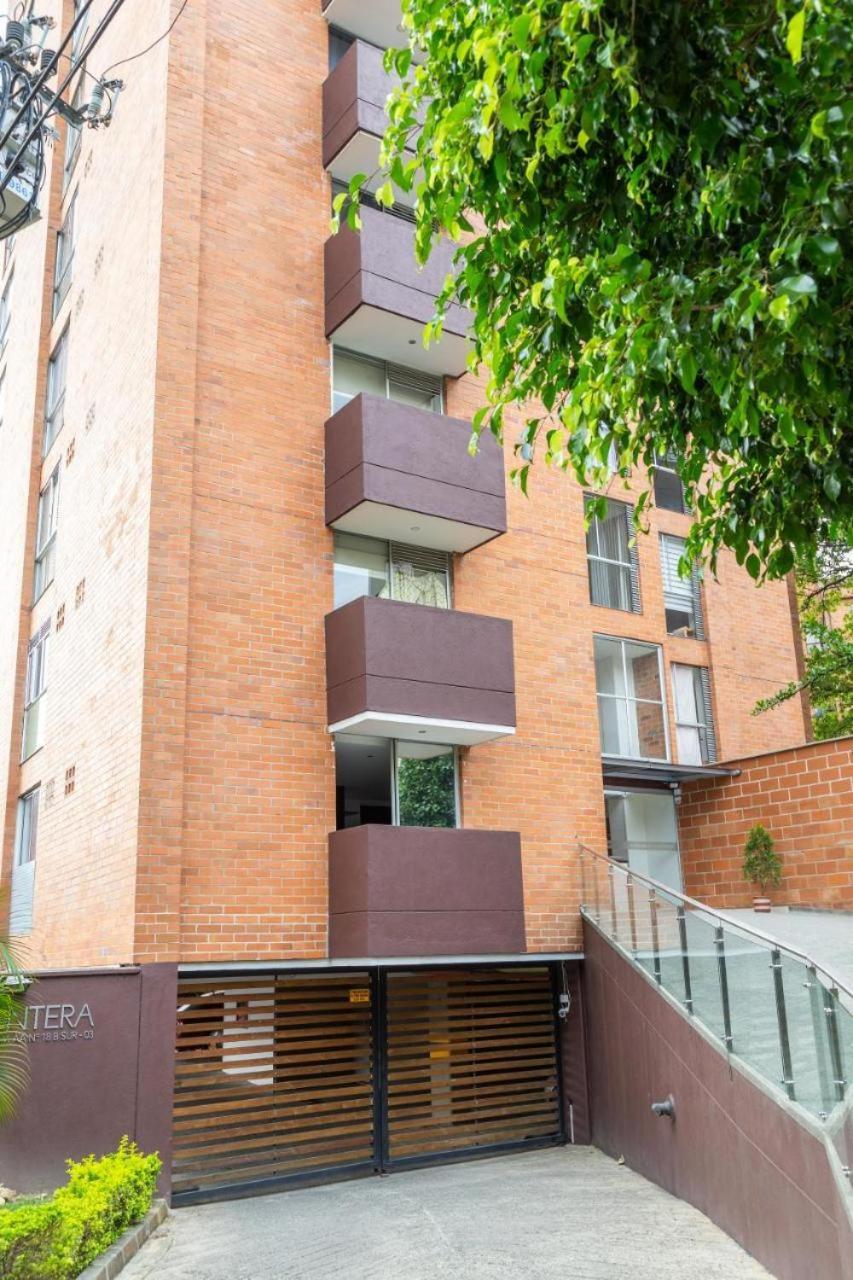 Poblados ApartaSuite Familiar