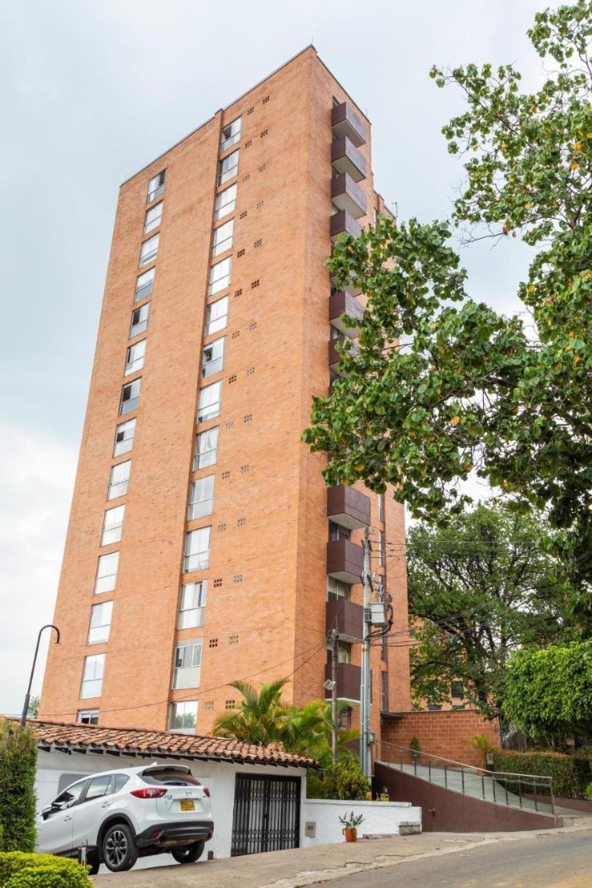 Poblados ApartaSuite Familiar