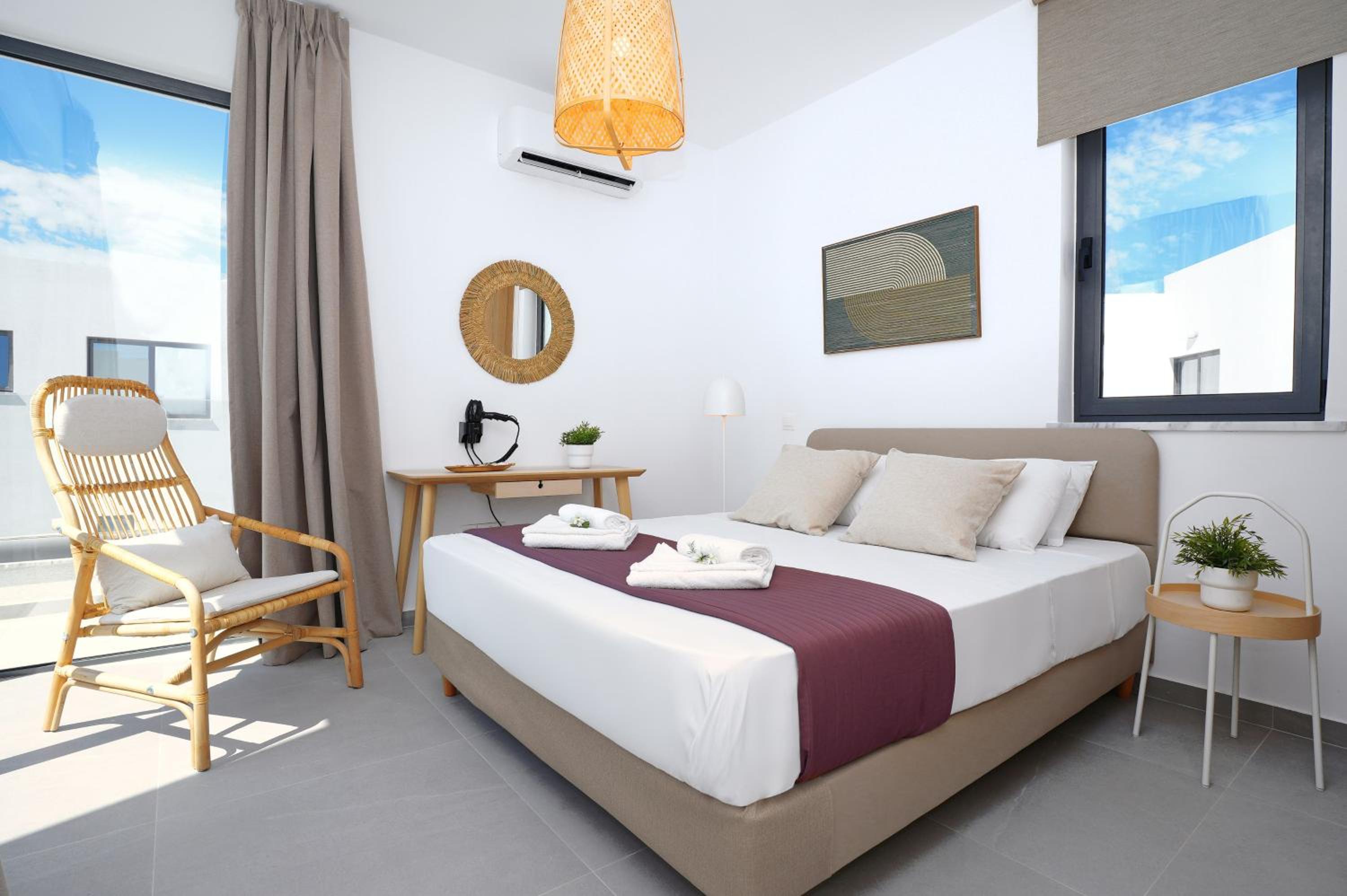 Villa Clio - 3bed All En-suite with Private Pool