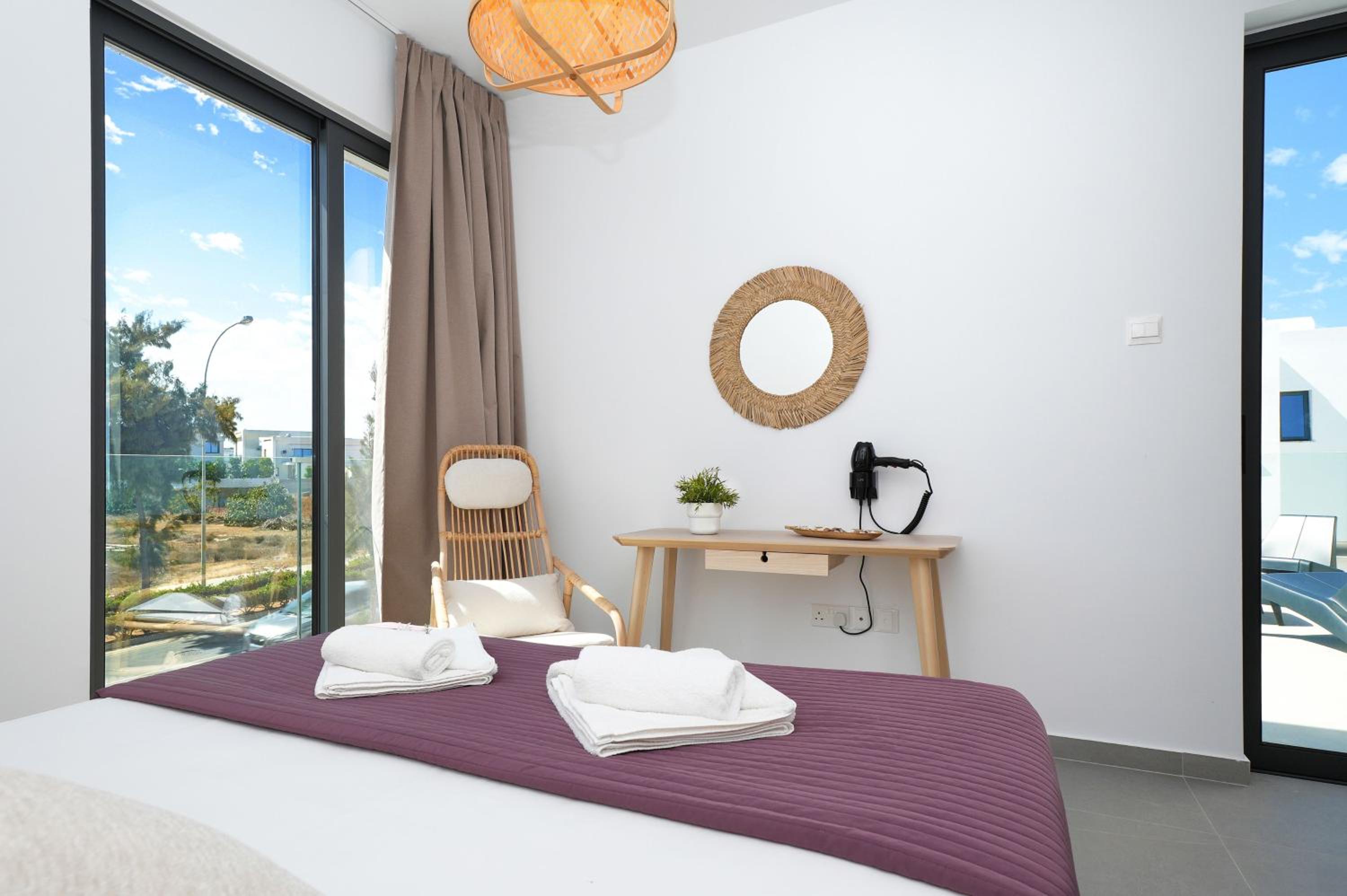 Villa Clio - 3bed All En-suite with Private Pool
