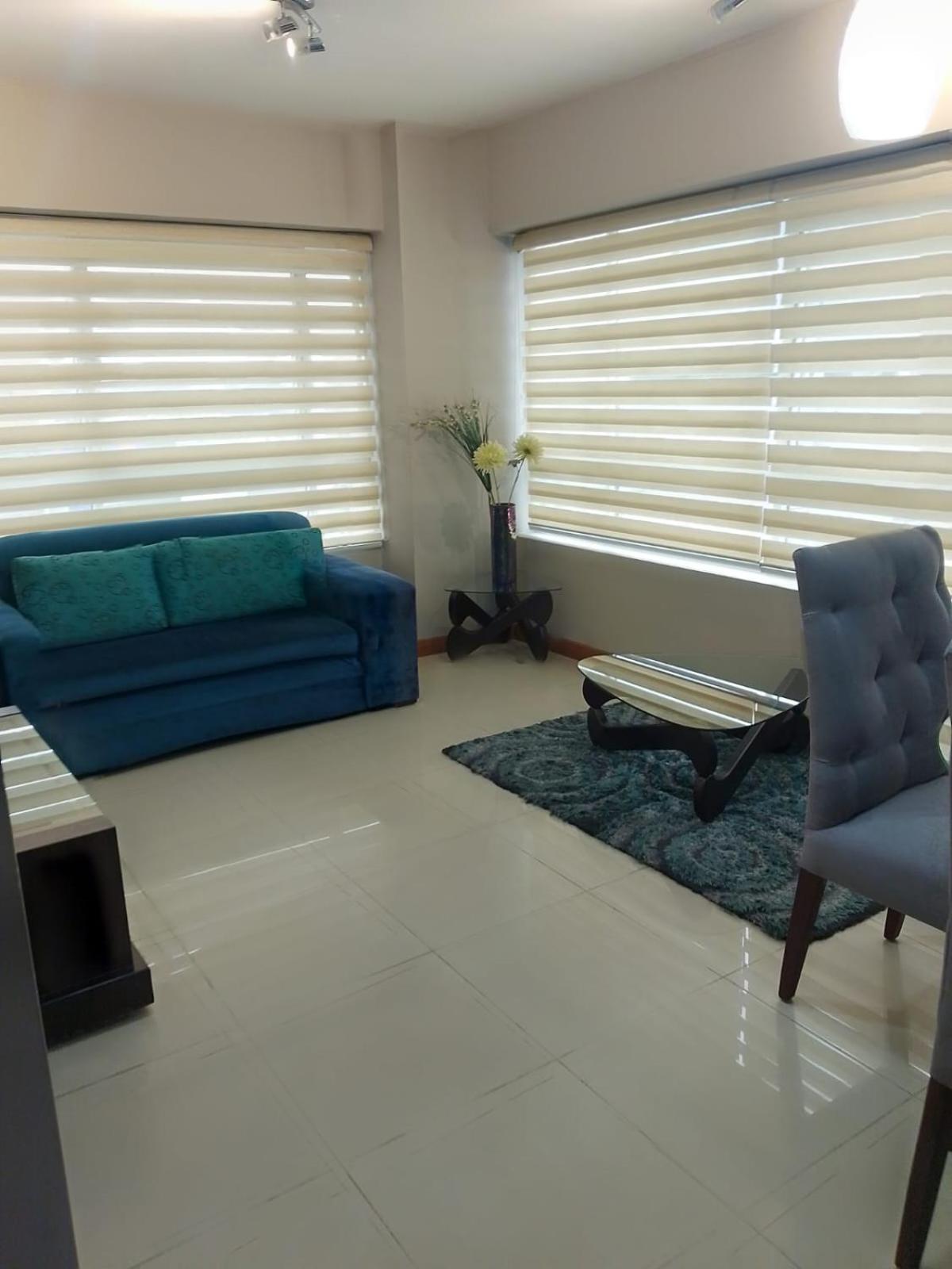 Con servcio de Luz permanente ApartaSuite cerca Mall del Sol