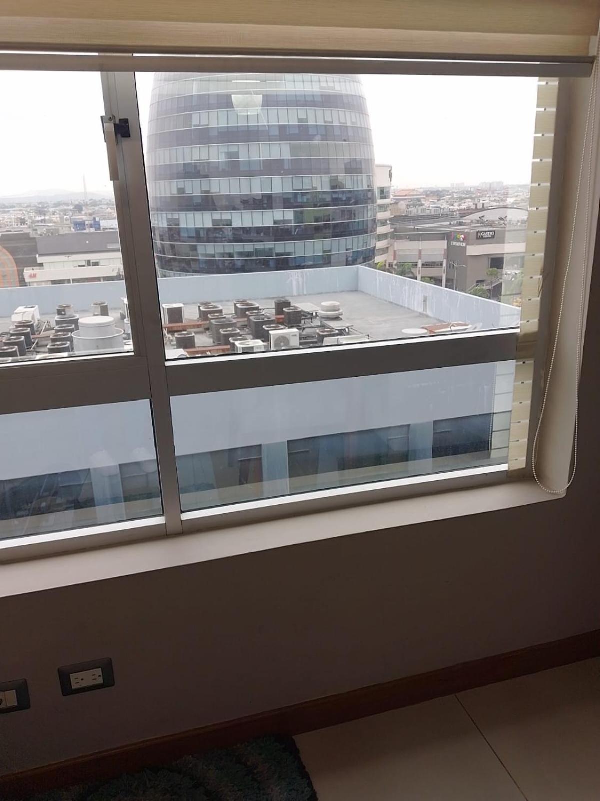 Con servcio de Luz permanente ApartaSuite cerca Mall del Sol