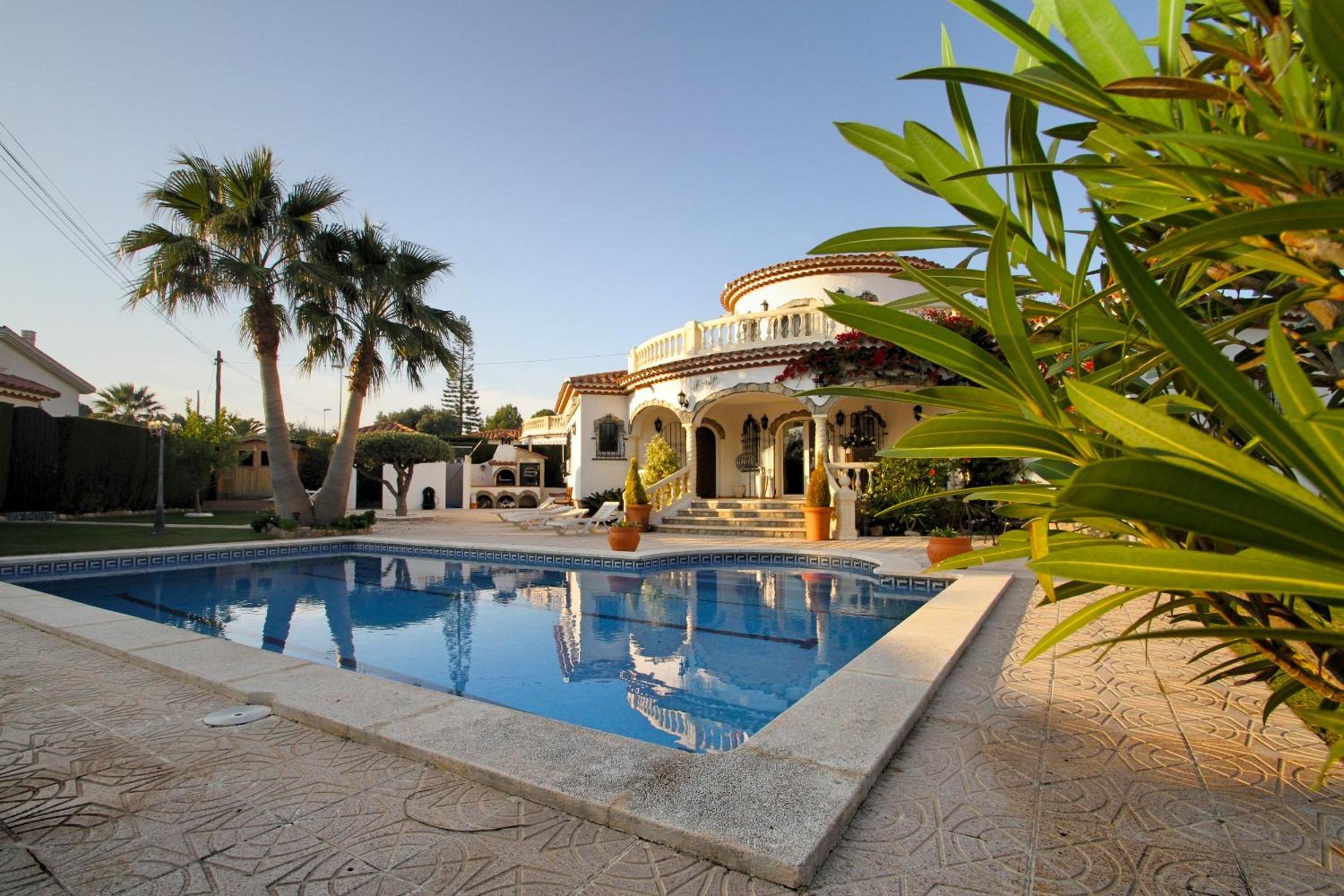 ARENDA Miami Playa Villa Lidia view 3