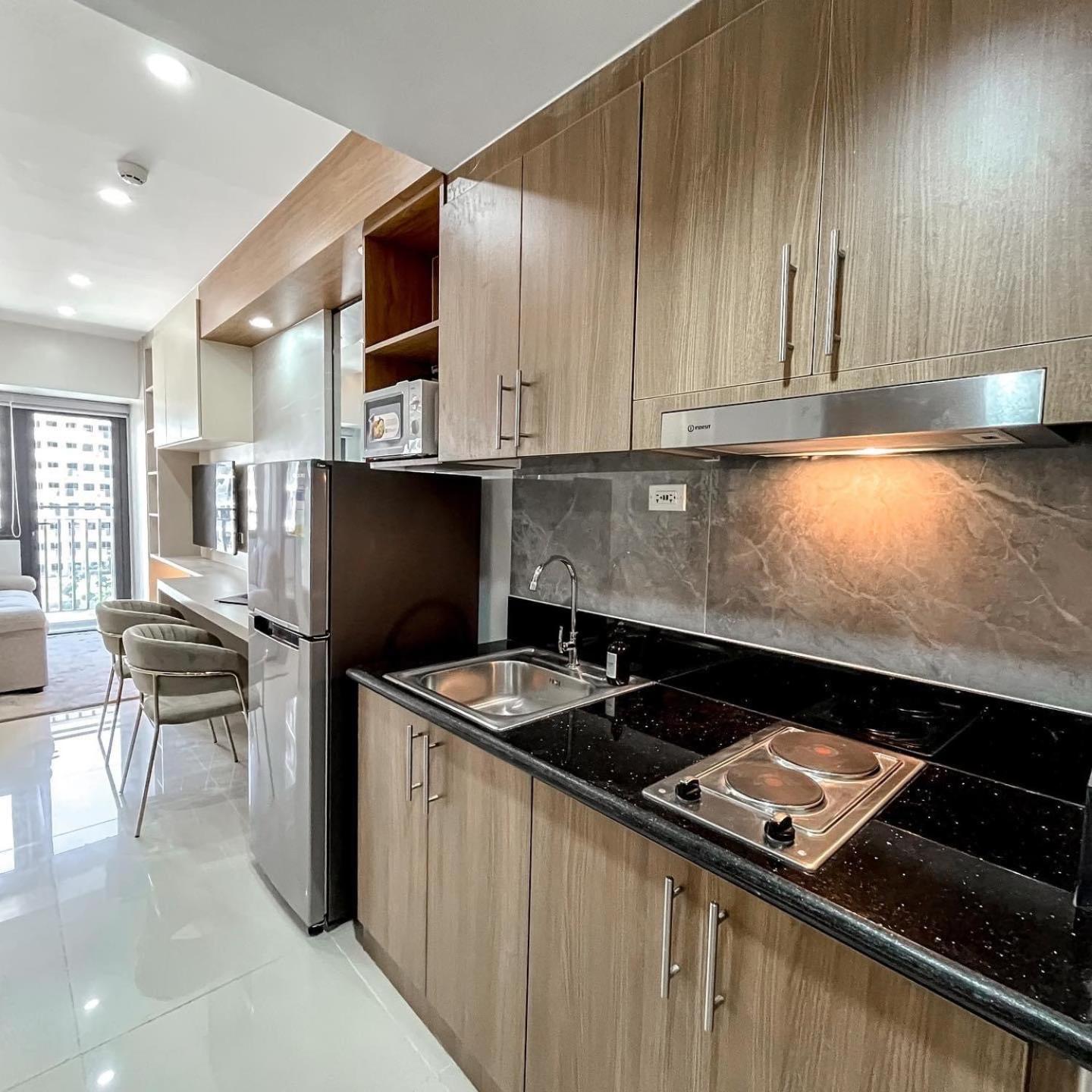 UrbaNest Shore 3 Tower 3 Pasay Philippines view 5