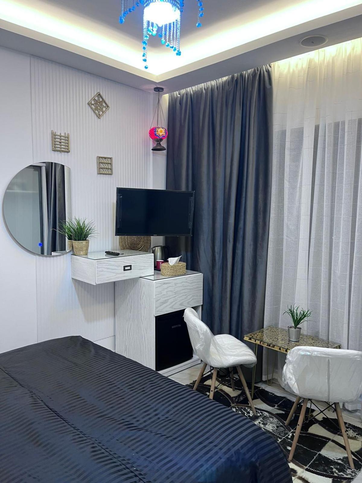 New luxury service apartment