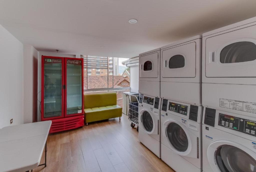 1 hasta 4 personas Poblado Suite&loft Familiar