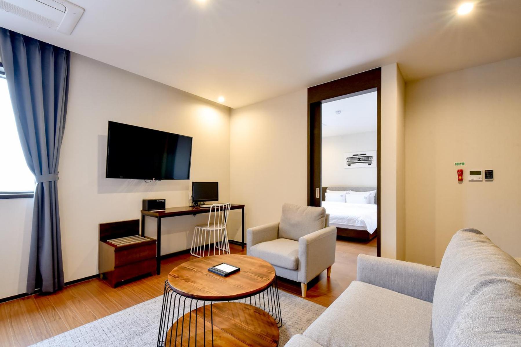 Blanc Business Hotel