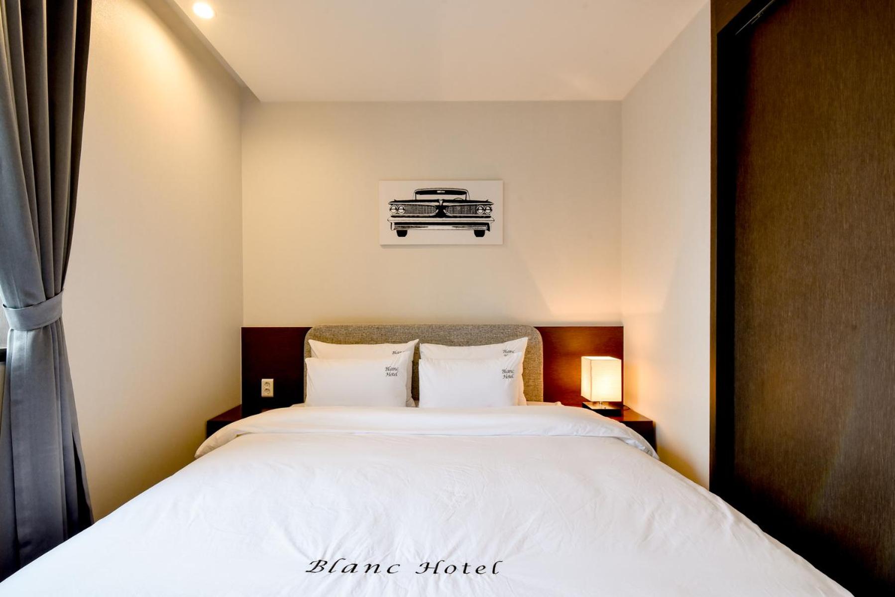 Blanc Business Hotel