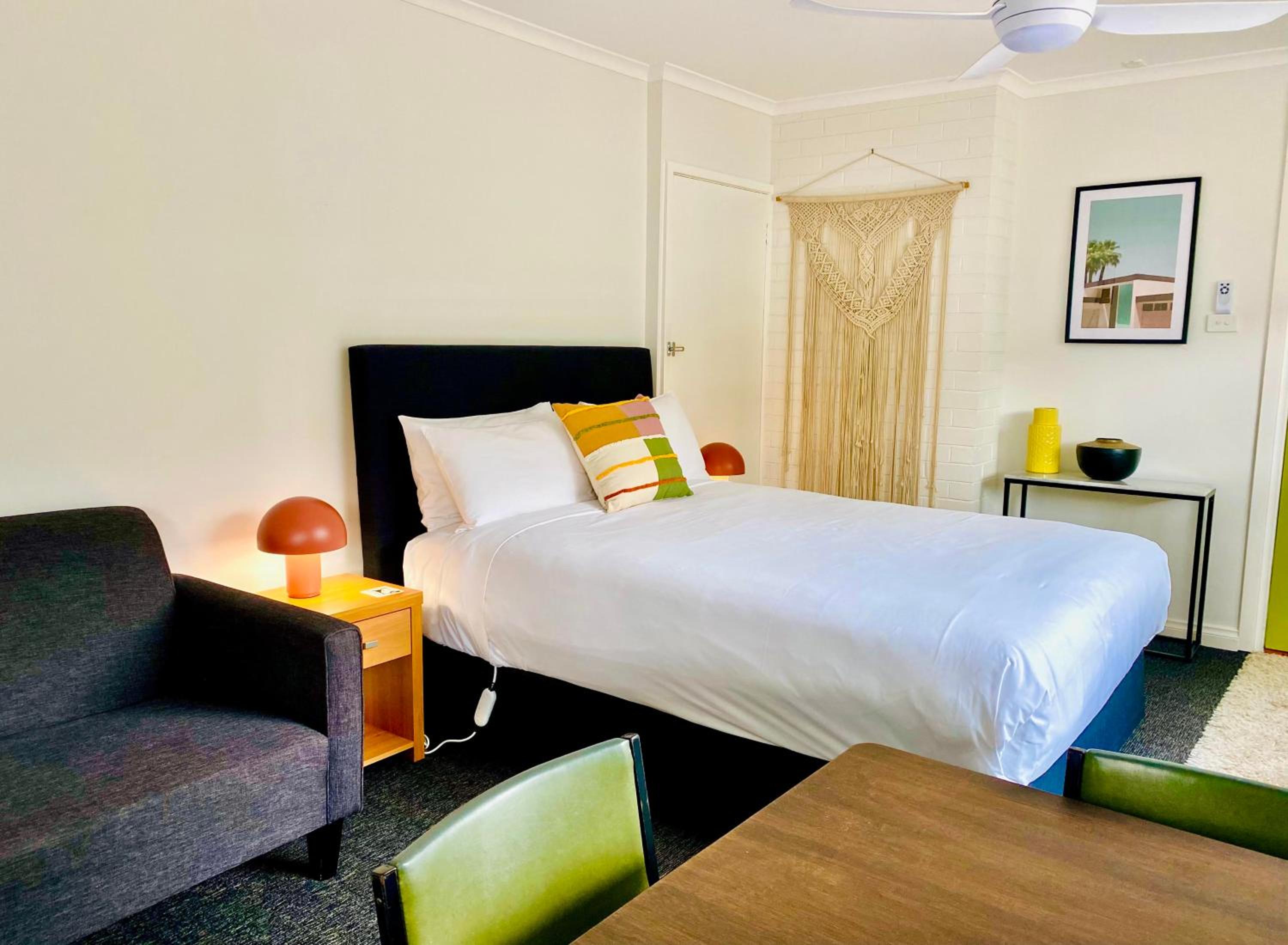 Warburton Motel