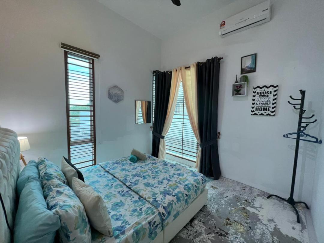 Sawah padi Banglo Corner Lot 4 Bilik dan Ruang Tamu Aircond dan Free wifi 500m dari Hospital Sultanah Bahiyah Alor Setar photo 5