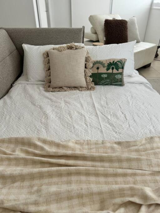 Hunetta Beach House