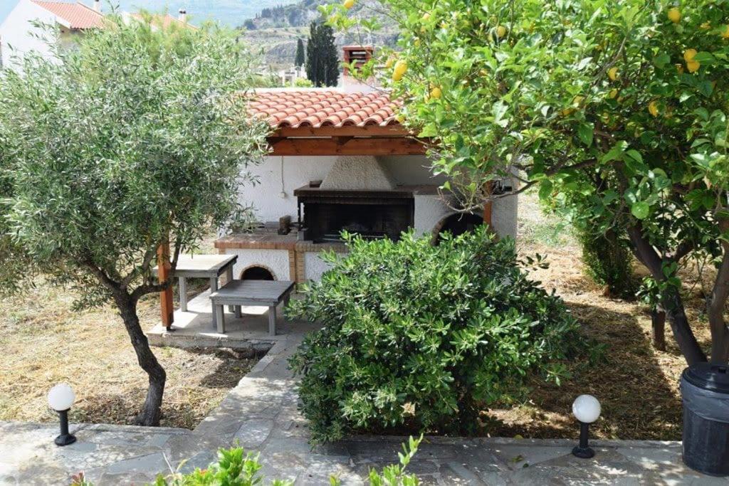 Evangelia's house a seaside village view 5
