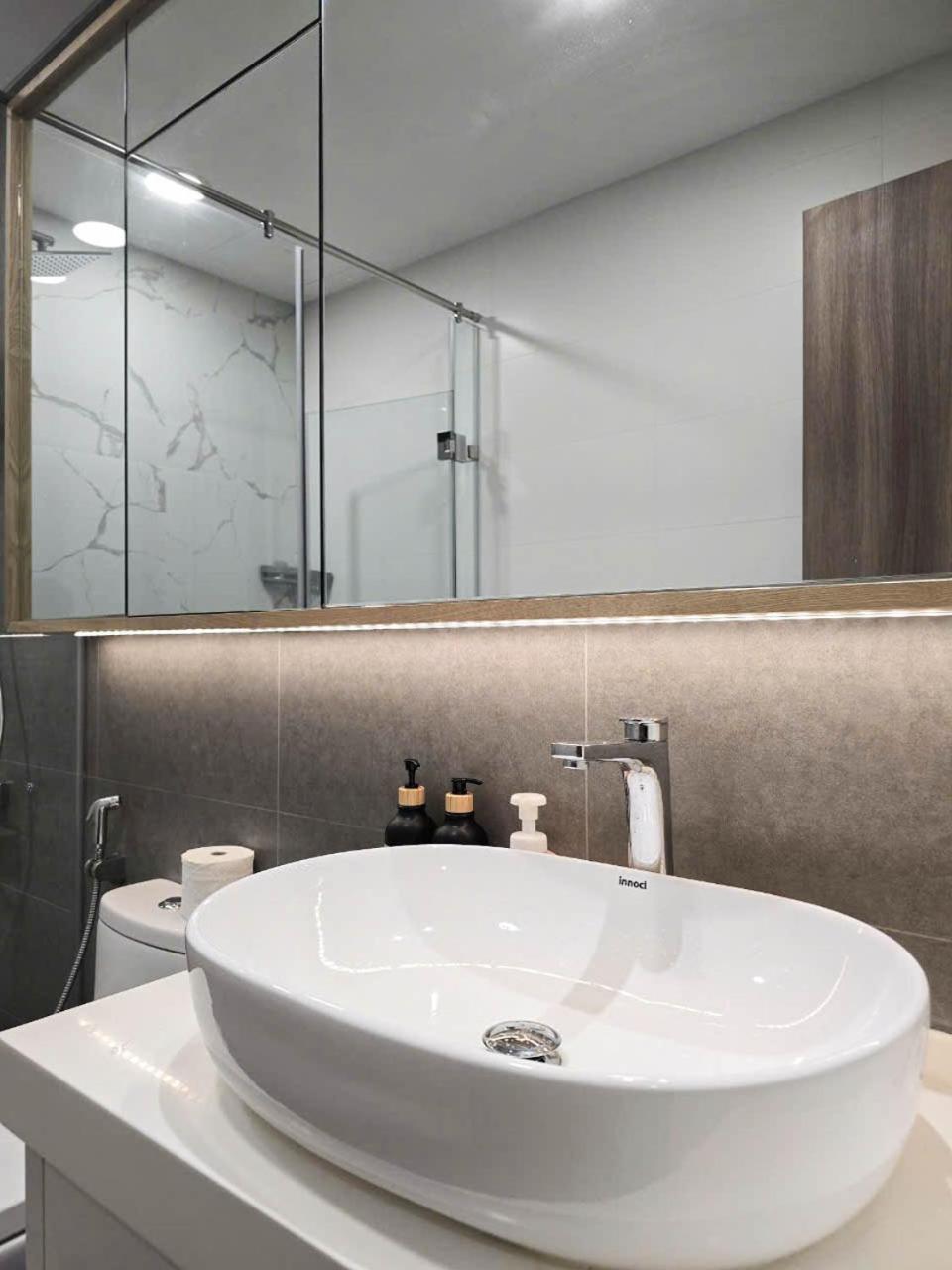 Zeus Living - Sunwah Pearl 2 Bedroom Glorious