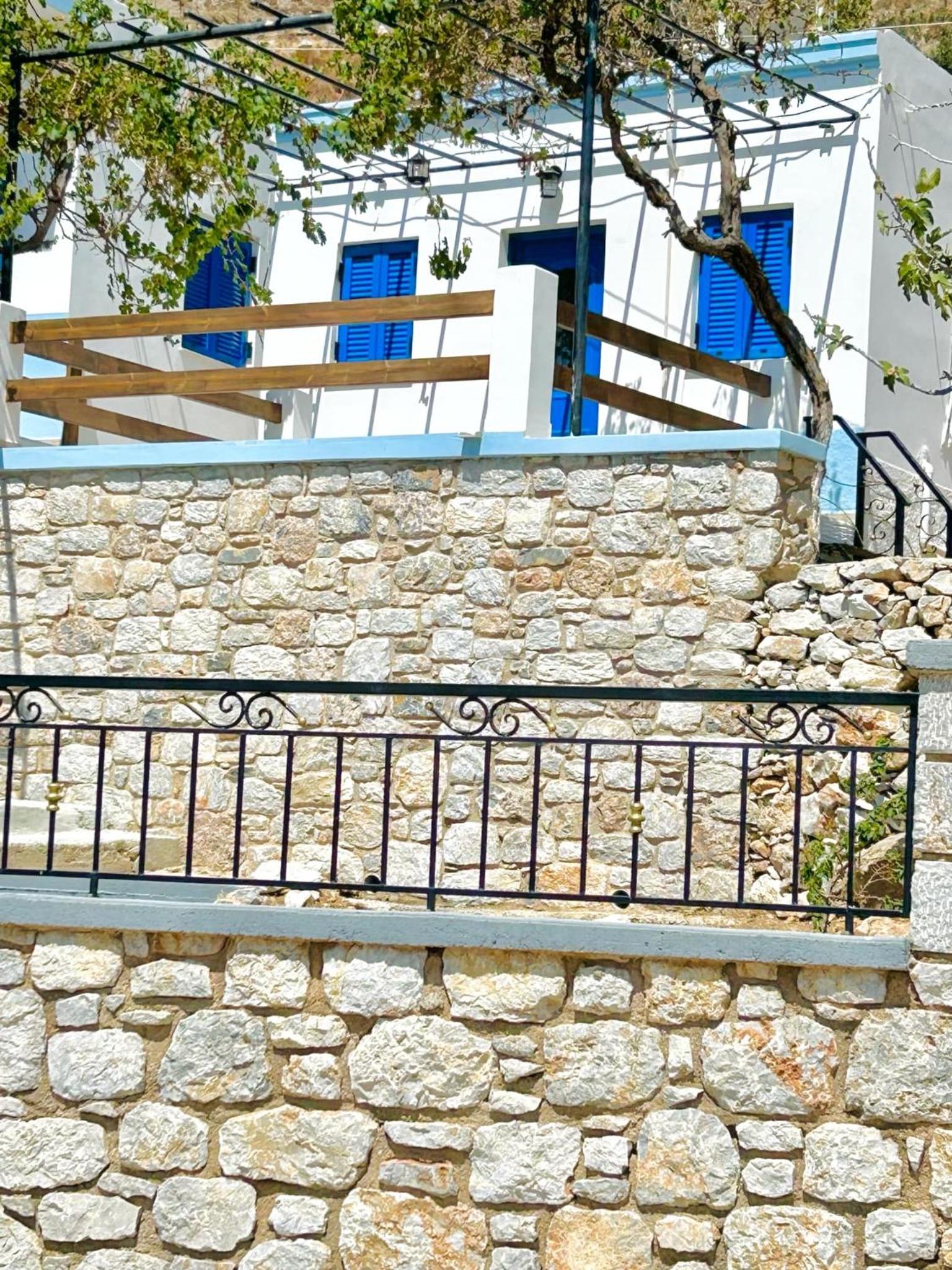 Emborios Views - Holiday House