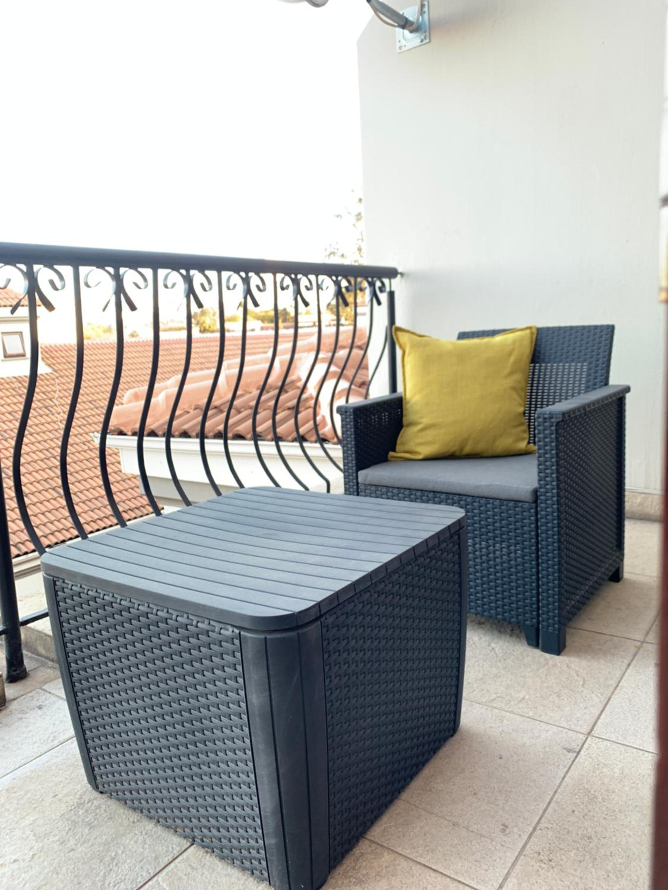 Two bedroom apartment in Sandton 2,5km from Sandton city