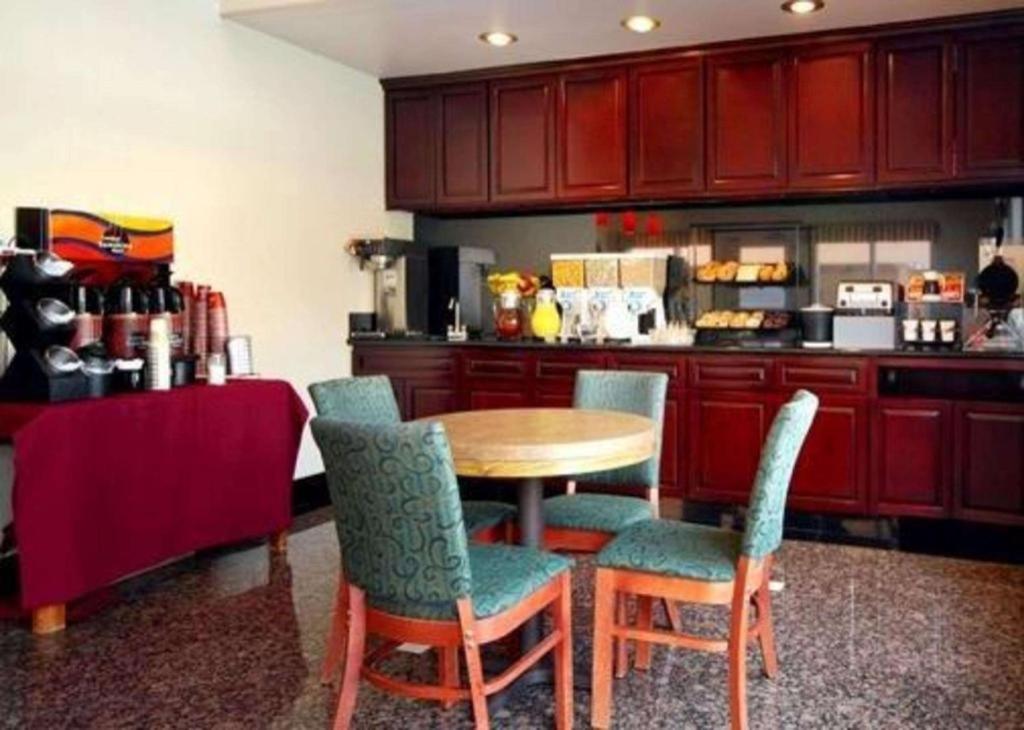 Quality Inn Near City of Hope
