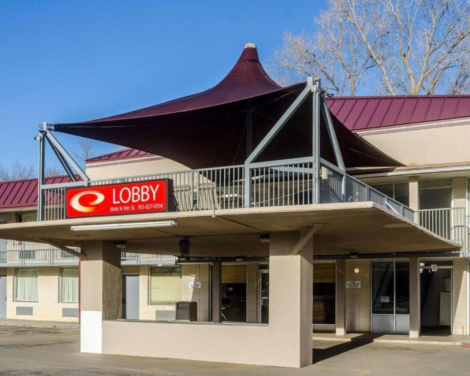 SureStay Hotel