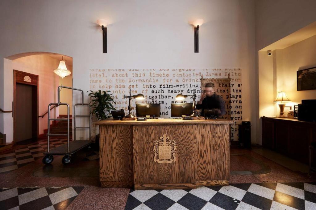 Hotel Normandie Los Angeles