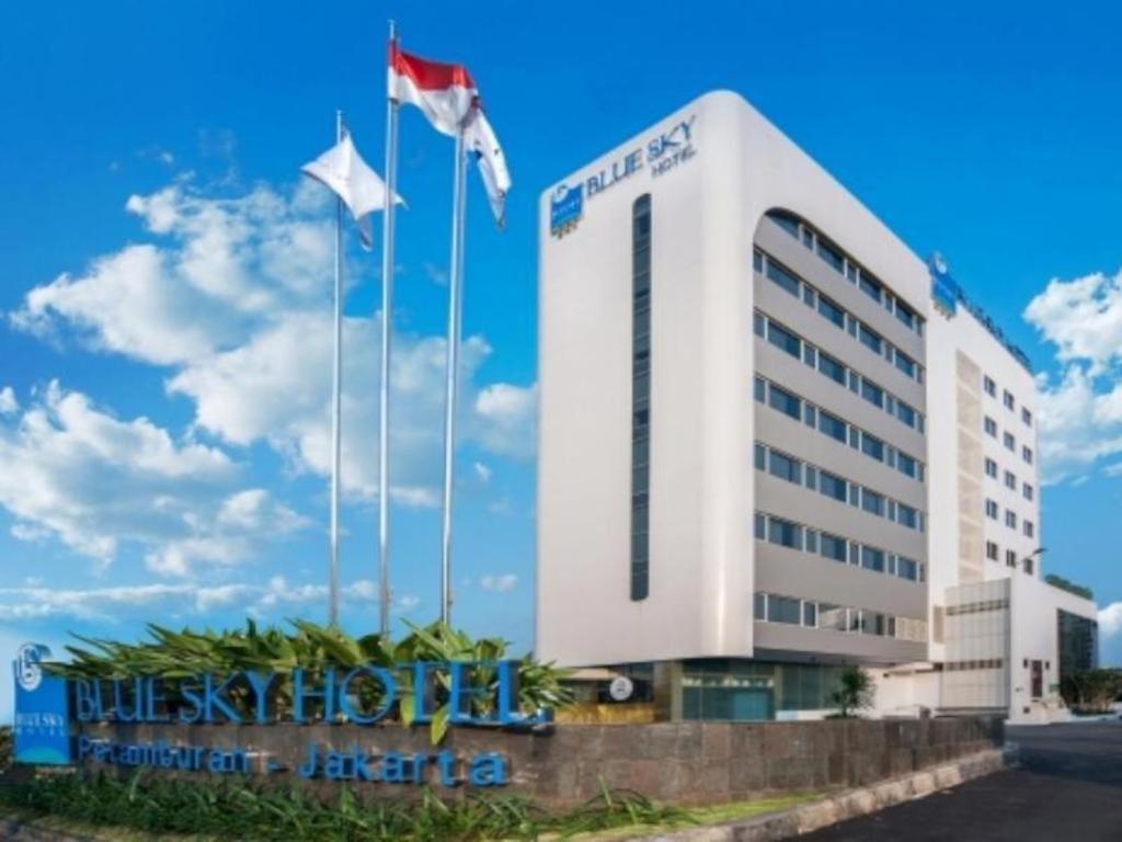 Blue Sky Hotel Petamburan - Image 1