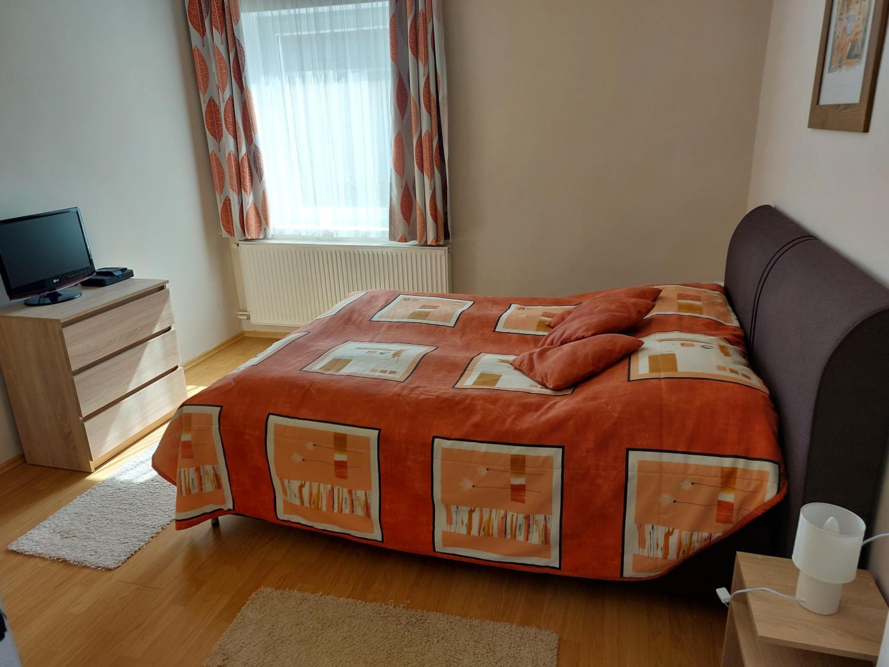 Photo 37