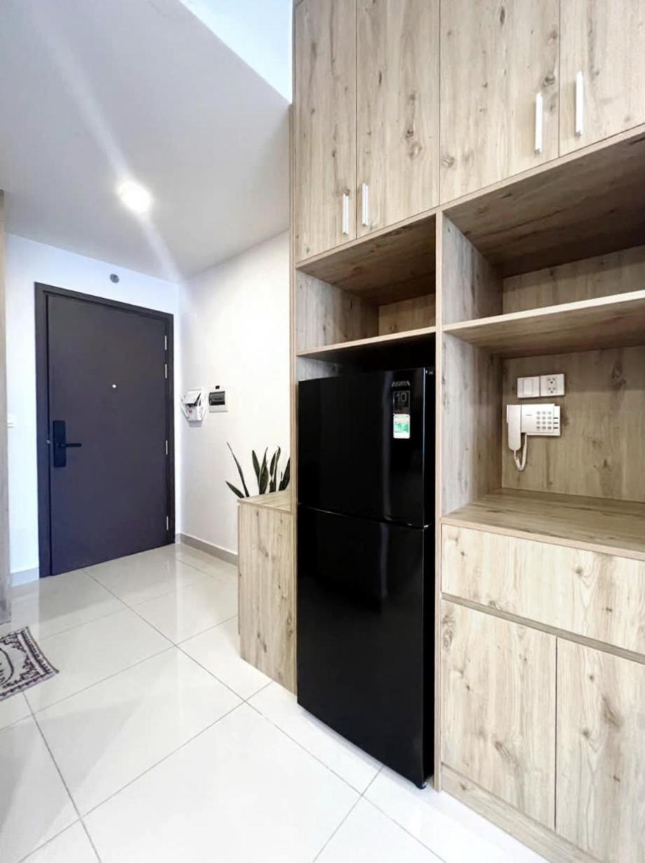 2 bedrooms ,2 WC Vip Sunrise City View D7 , Gym and Pool Free