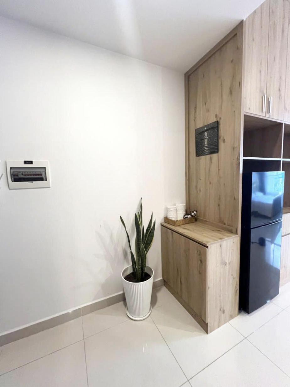 2 bedrooms ,2 WC Vip Sunrise City View D7 , Gym and Pool Free