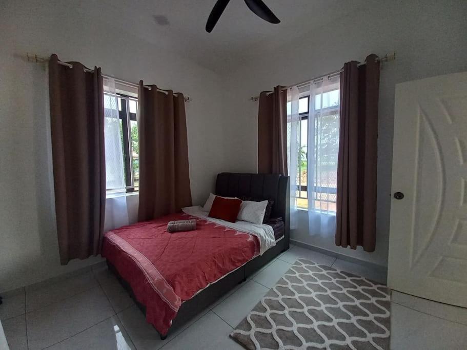 Modern Cottage Homestay AlorStar photo 4