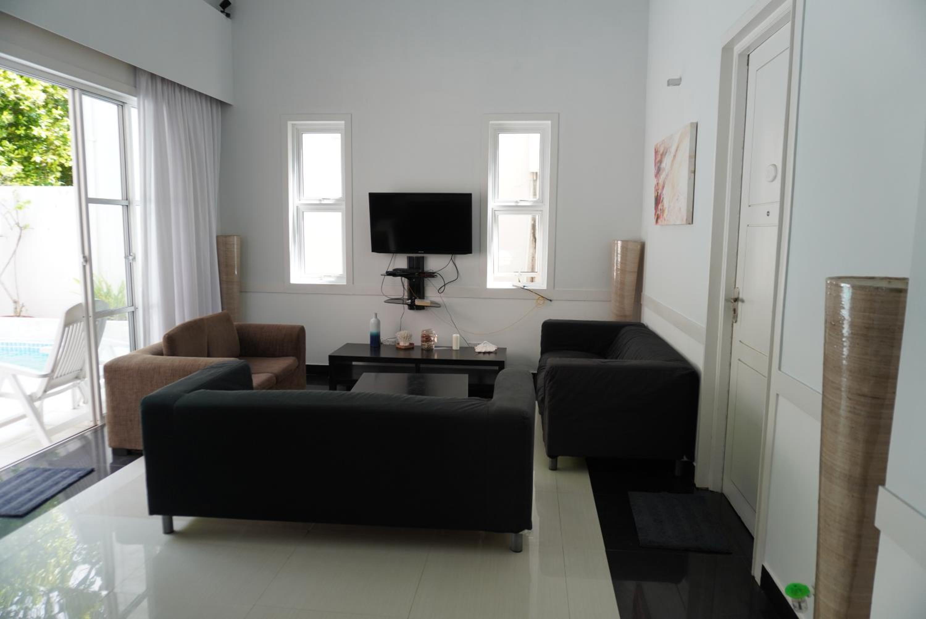 TME Retreats Dhigurah