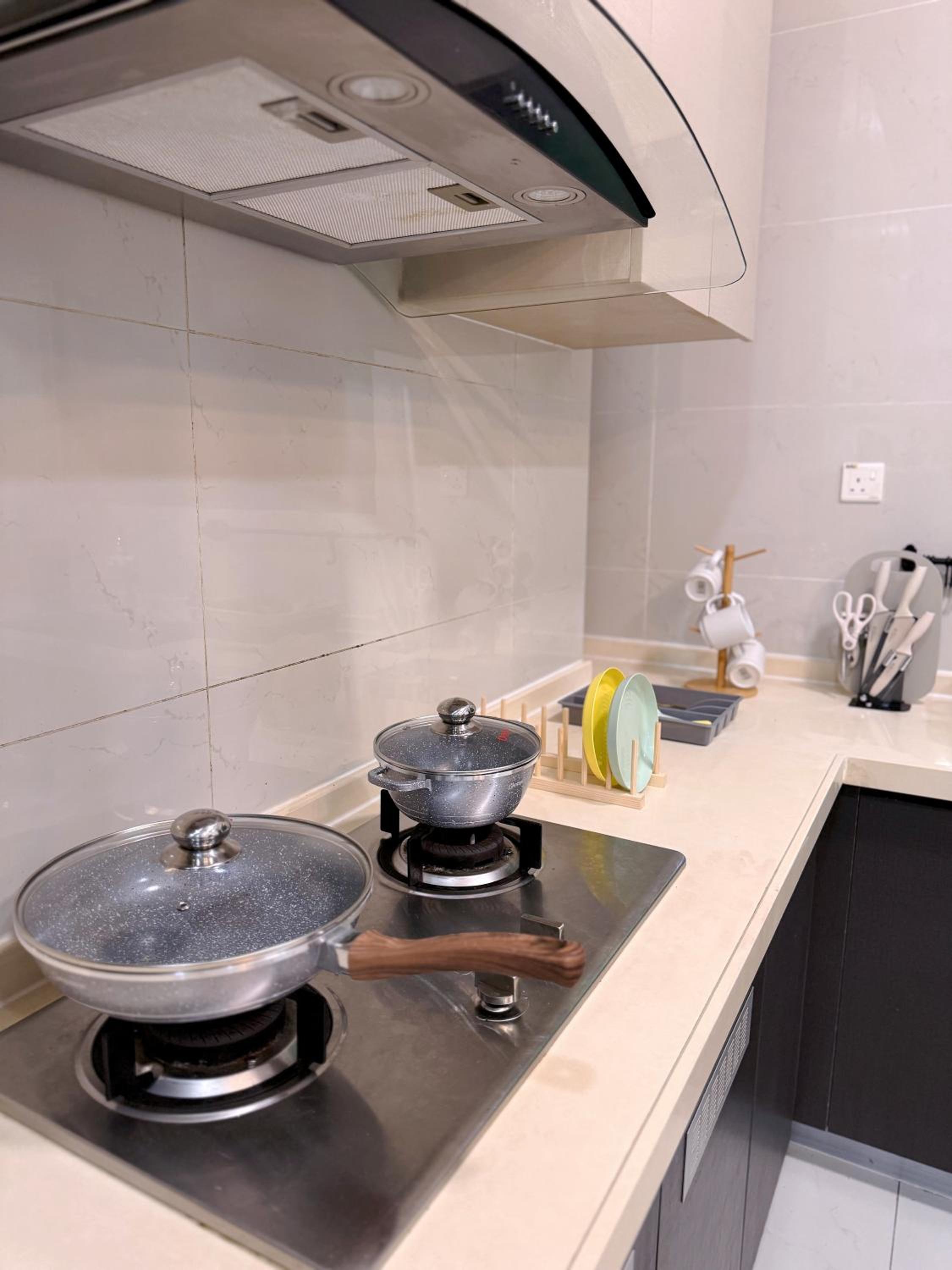 Wind Serenity at Country Garden Danga Bay with 2CarParks FOC Netflix Access and YouTube Premium 3Beds3Bath for 6-13pax by Minshuku