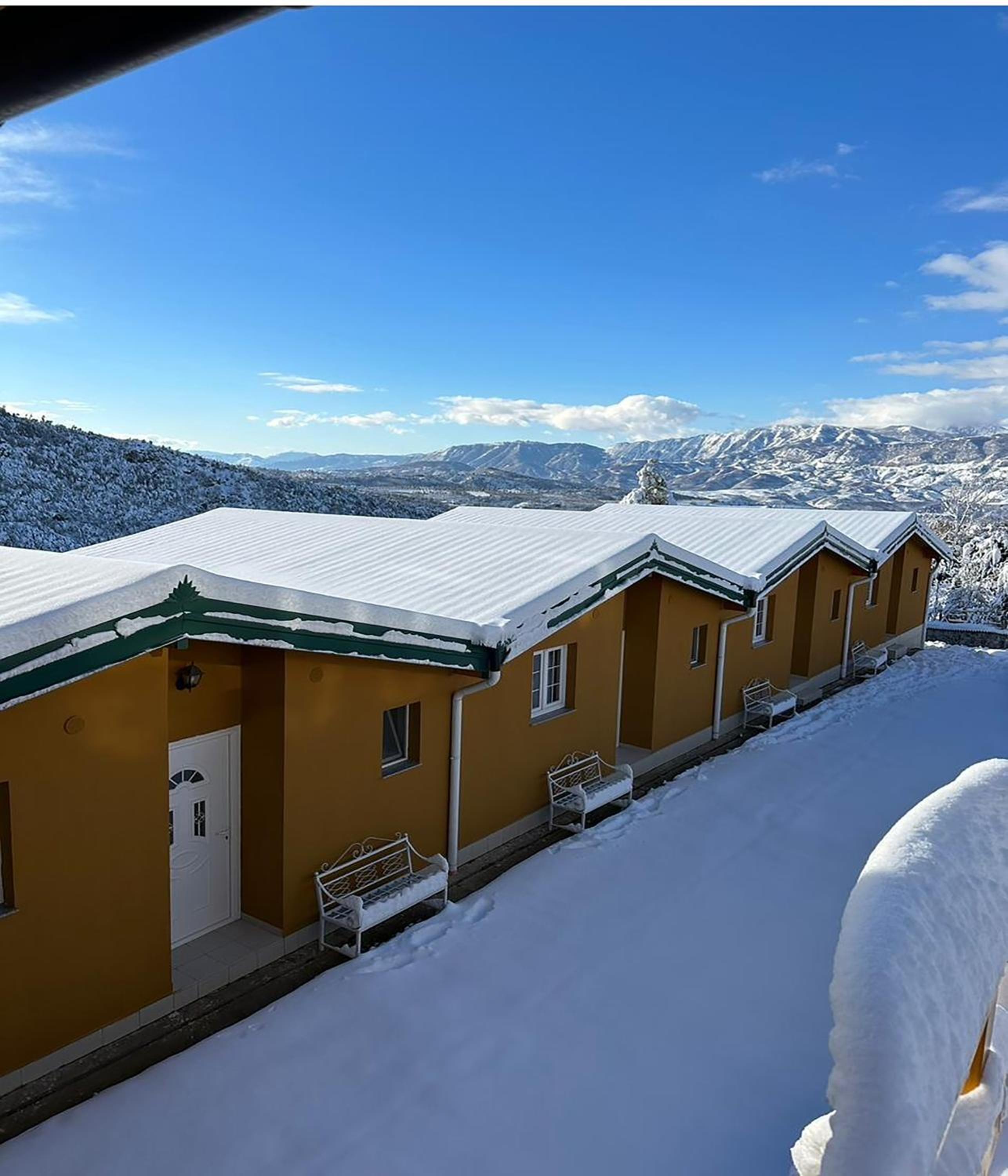 Kurora e Gjelber Resort