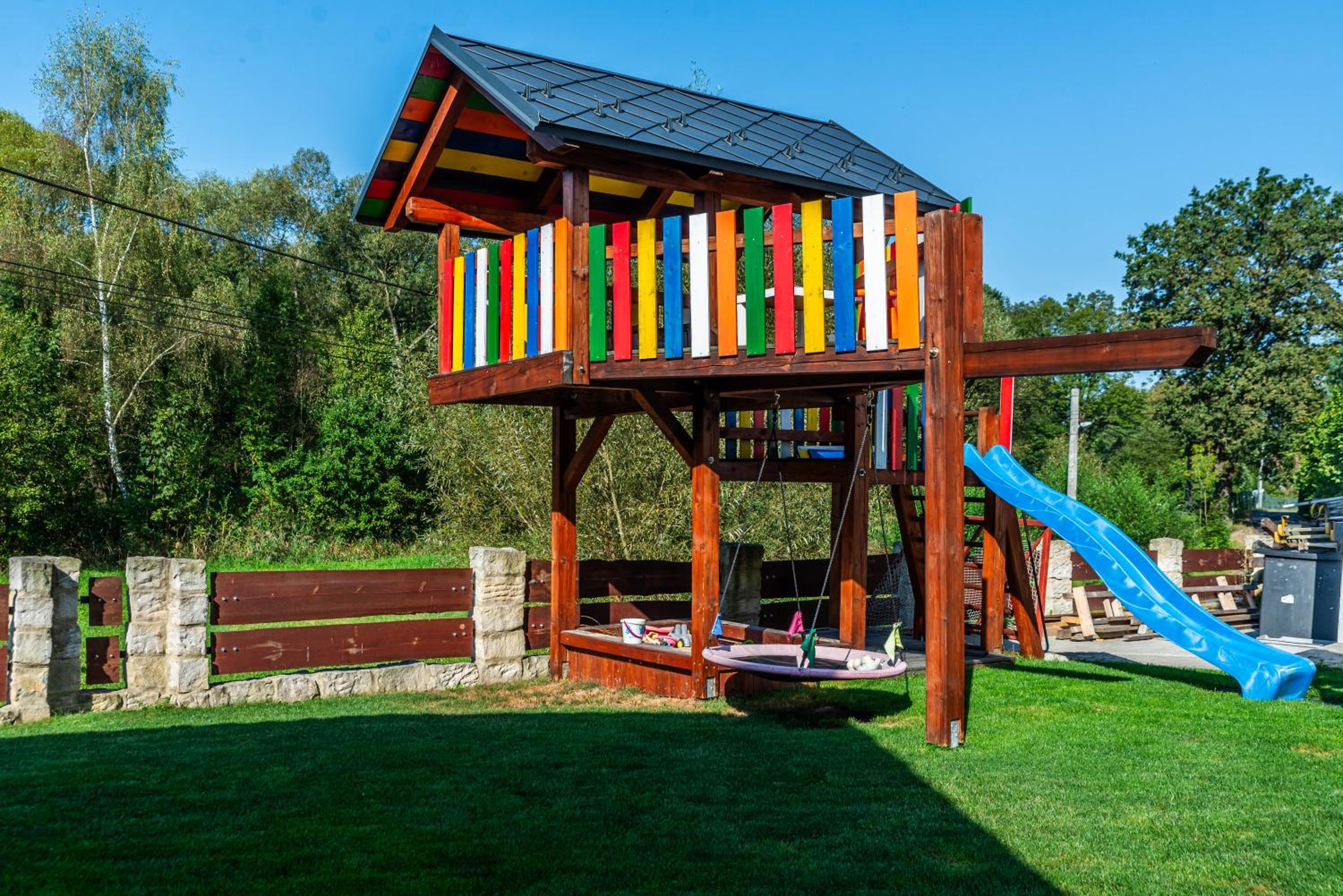 Apartmán na okraji města s vlastním parkováním