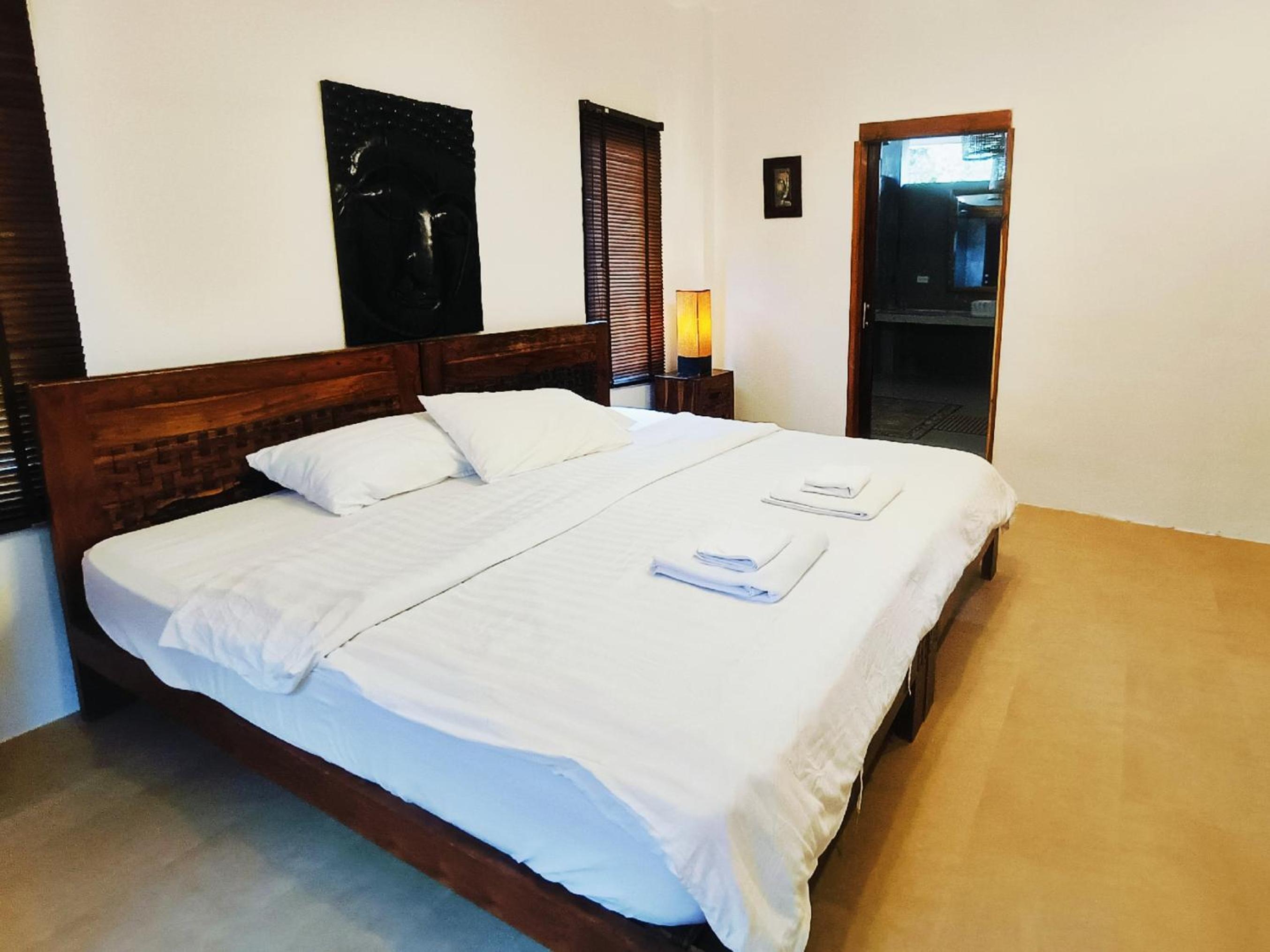 Baan Tropicana