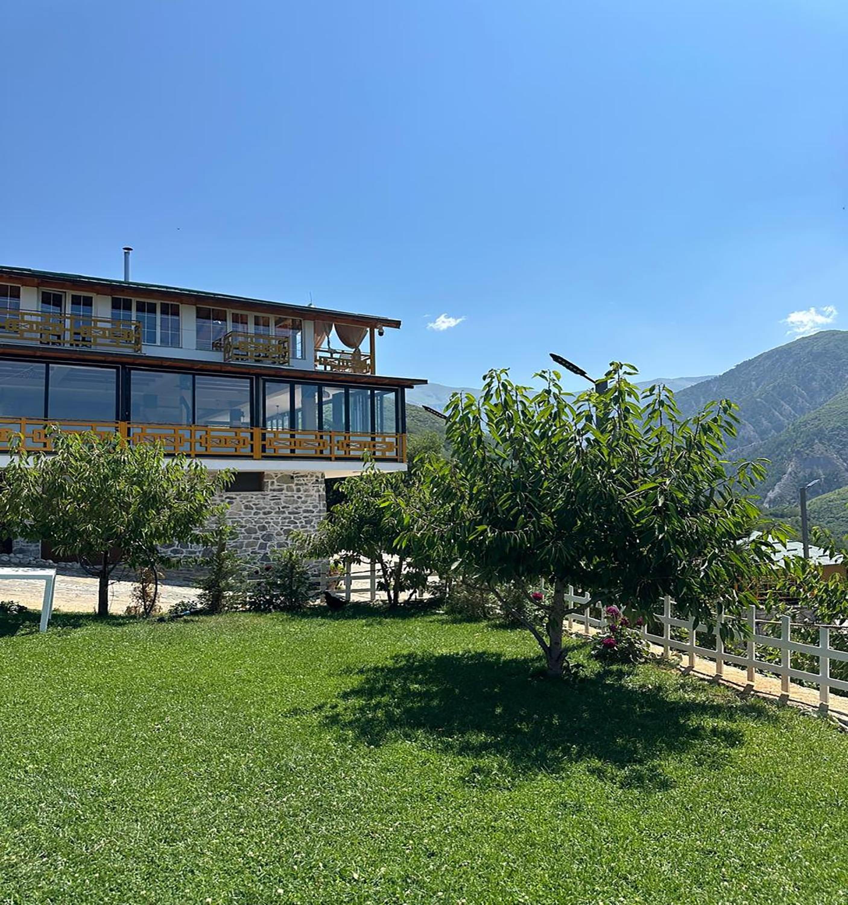 Kurora e Gjelber Resort
