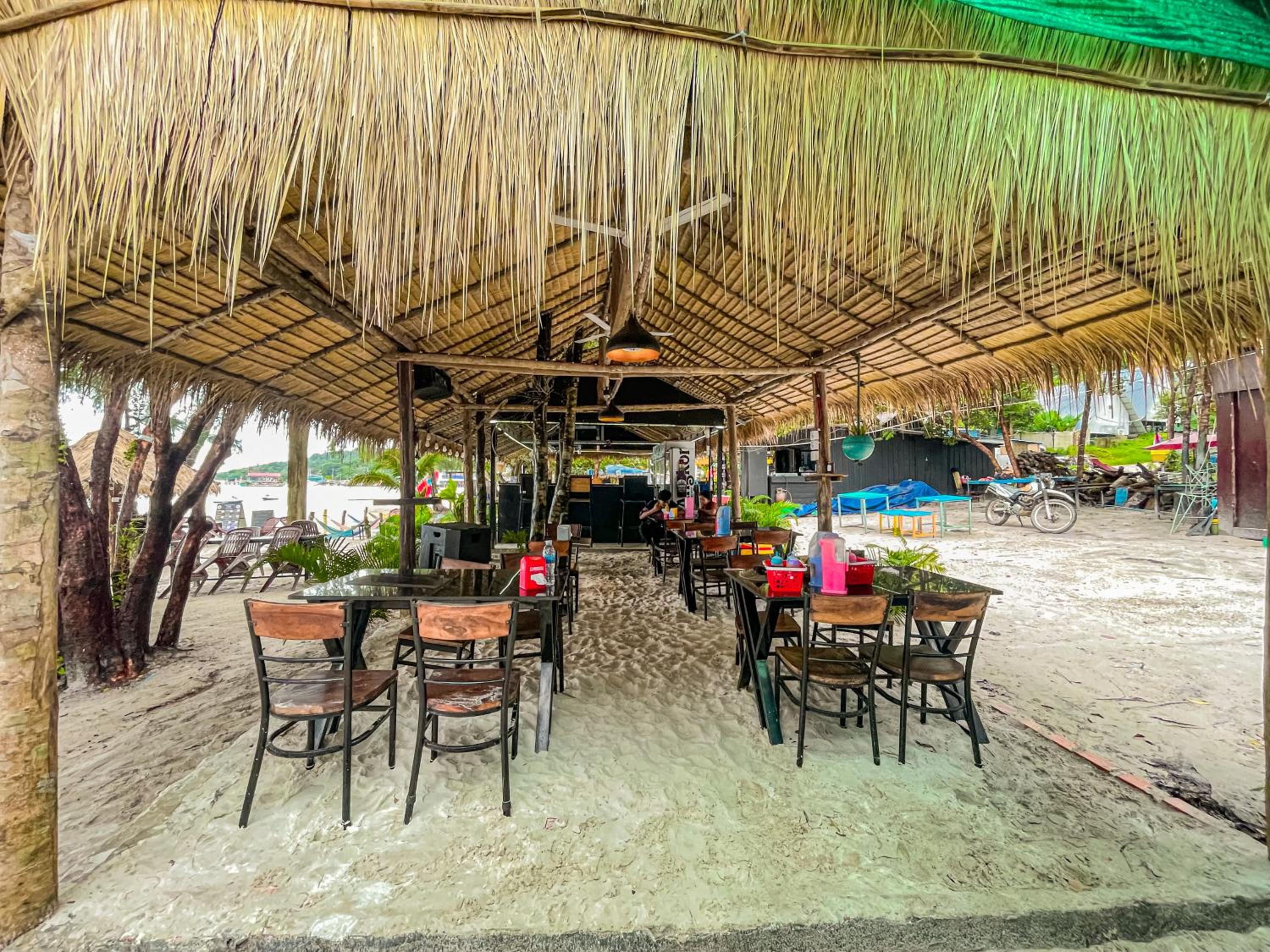Ocean Lounge Bungalow