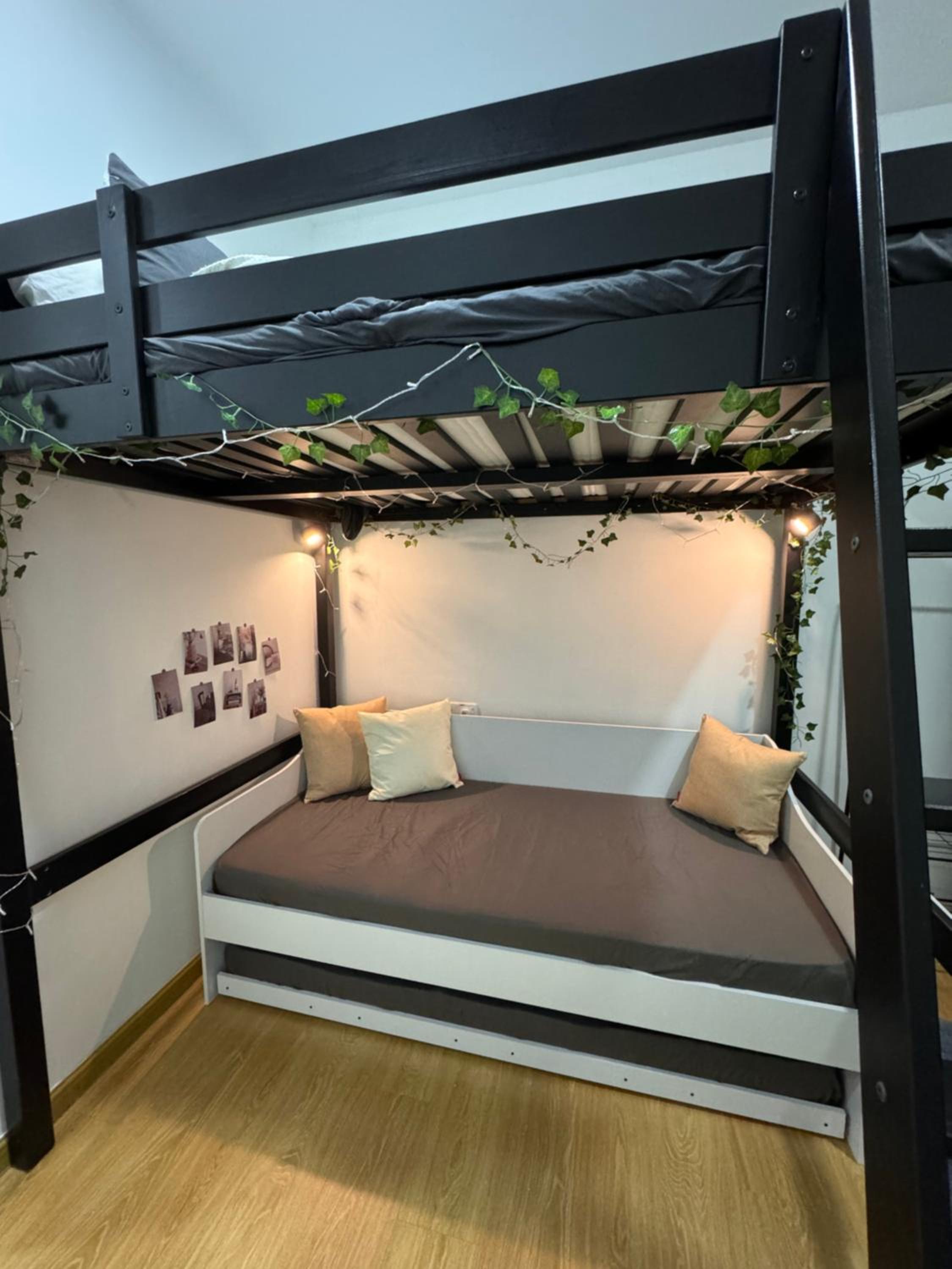 Wind Serenity at Country Garden Danga Bay with 2CarParks FOC Netflix Access and YouTube Premium 3Beds3Bath for 6-13pax by Minshuku