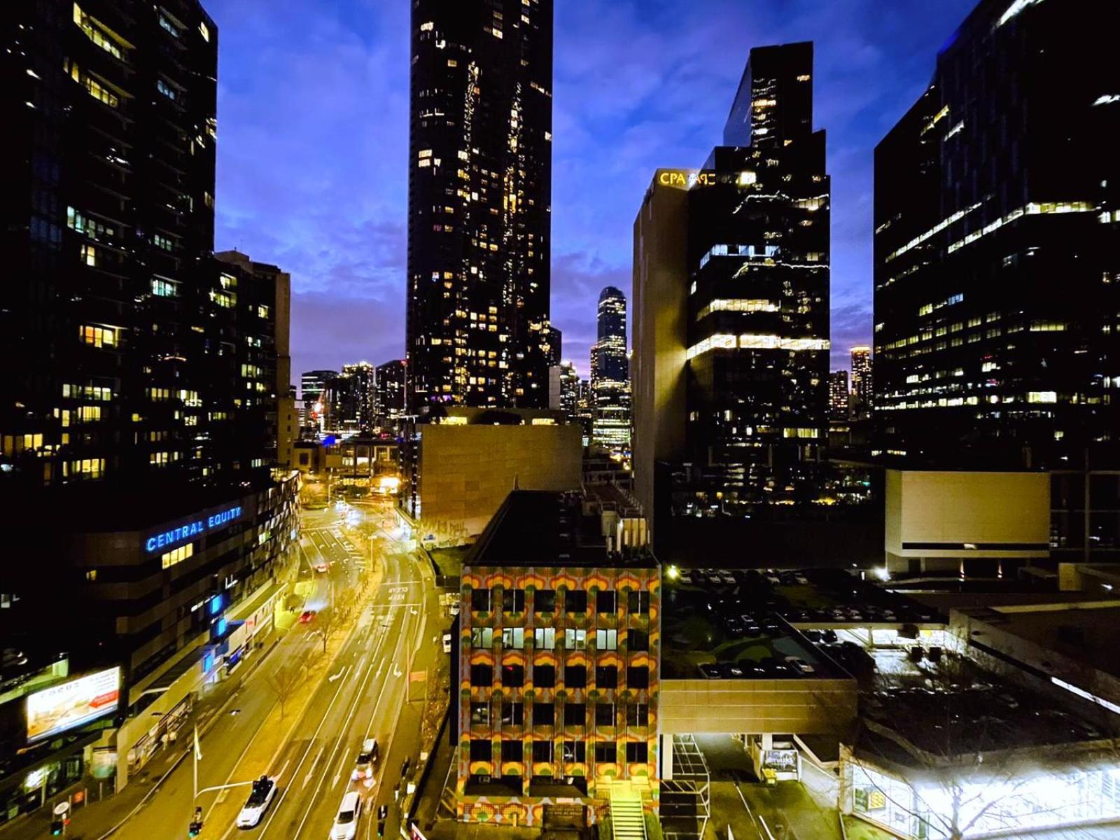 Mega Style Apartments Southbank Grand