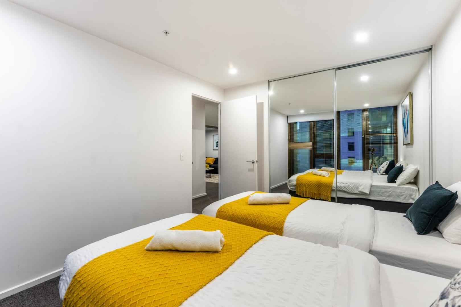 Mega Style Apartments Southbank Grand