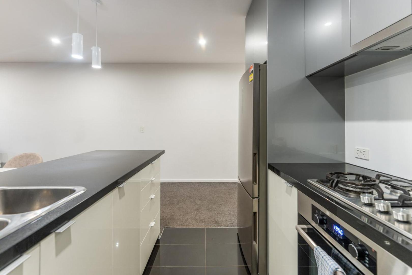 Mega Style Apartments Southbank Grand