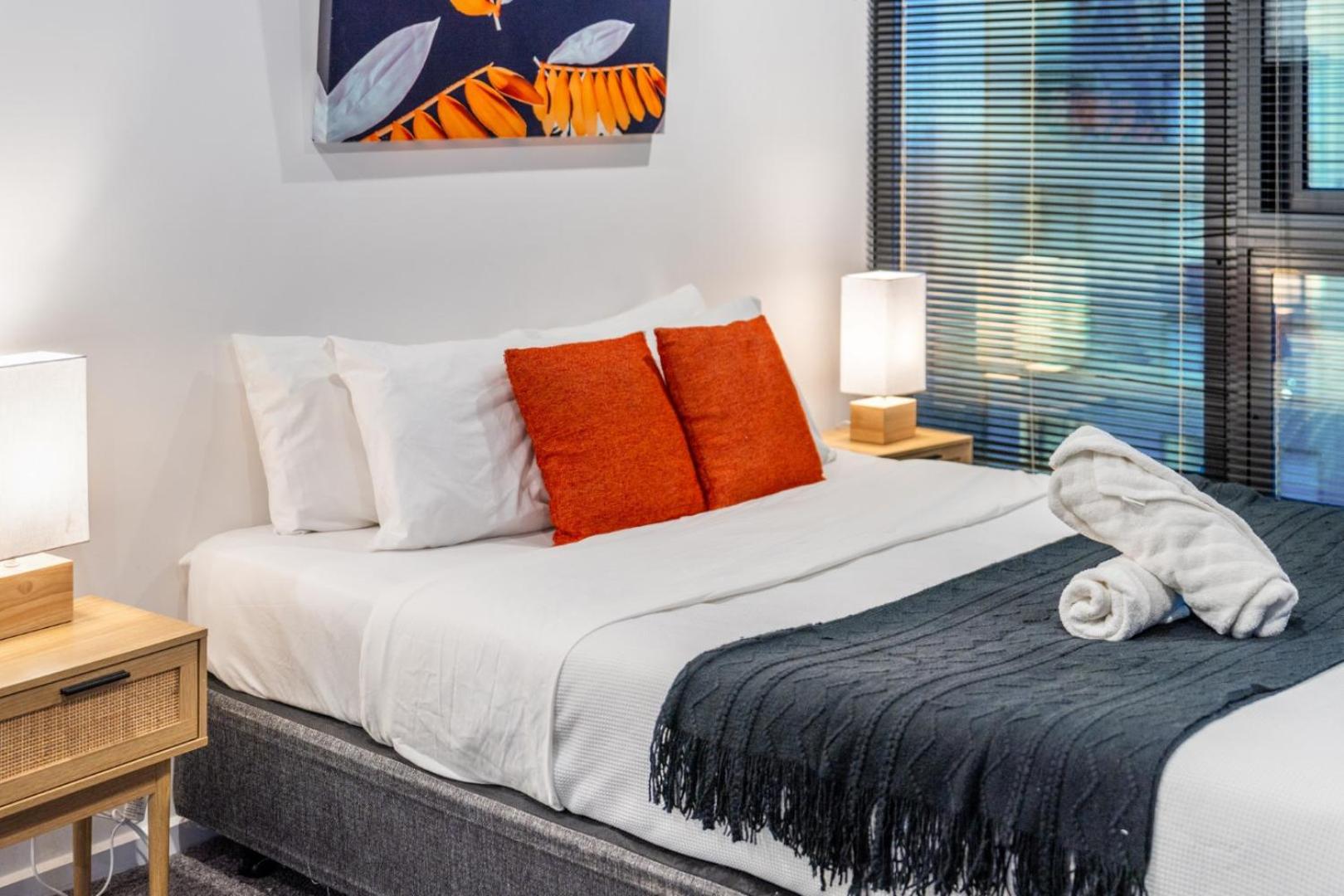 Mega Style Apartments Southbank Grand