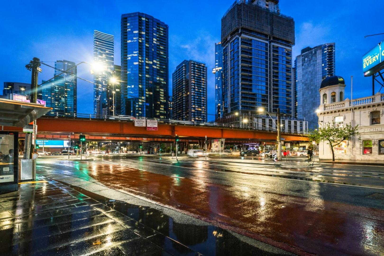 Mega Style Apartments Southbank Grand