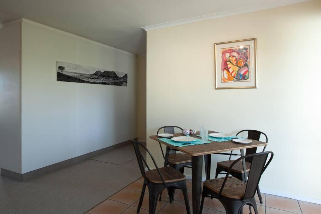Luxury Studio sleeps up to 3 adults - Sunset Beach