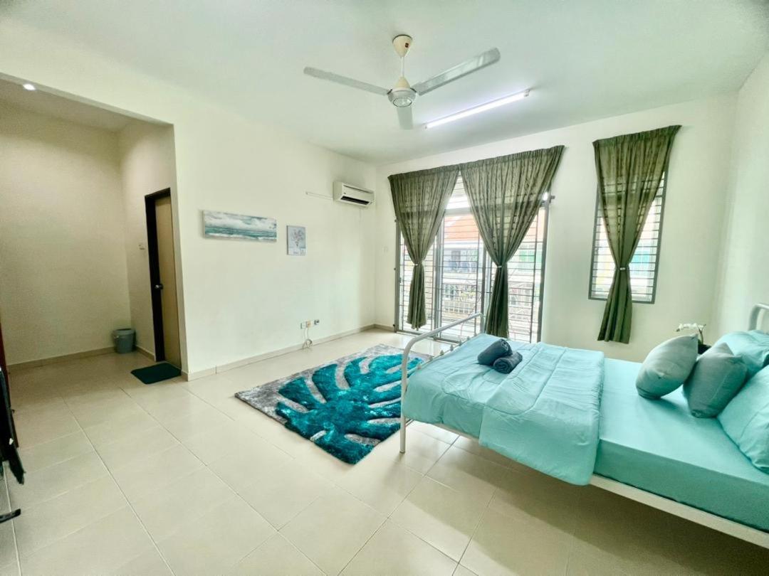 Comel House Hadapan Hospital Sultanah Bahiyah Alor Setar- Teres 2 Tingkat Vistana Indah Depan HSB 4 Bilik Airconds & Ruang tamu aircond dan free wifi photo 5