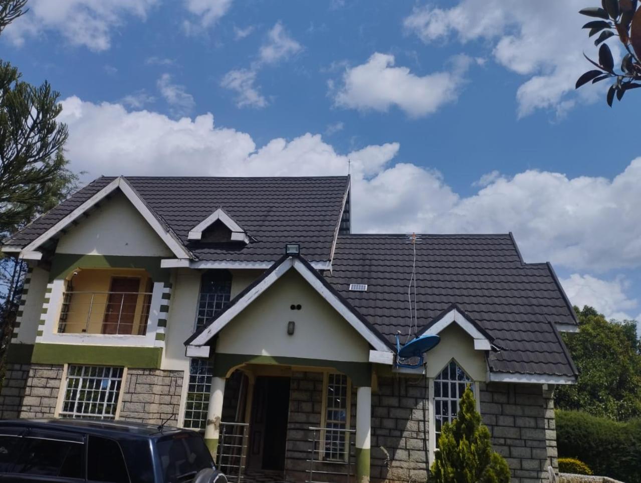 Tausi Villa