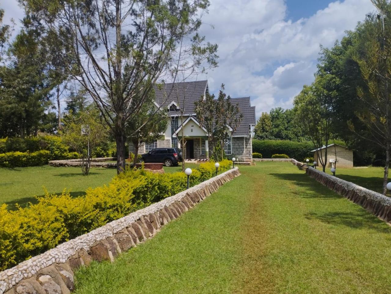 Tausi Villa