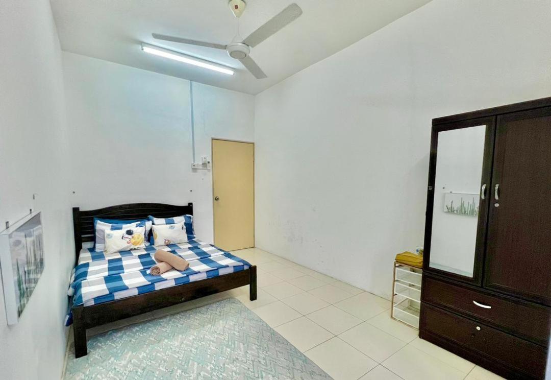 Amira Dihatiku Rumah teres 500 meter dari Hospital Sultanah Bahiyah Alor Setar Kedah, 4 bilik aircond dan free wifi photo 8