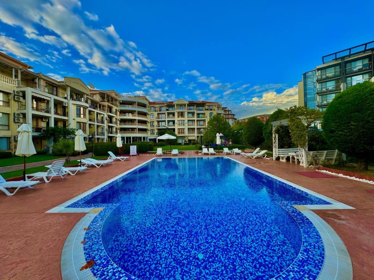 Nancy Sea View Apartment